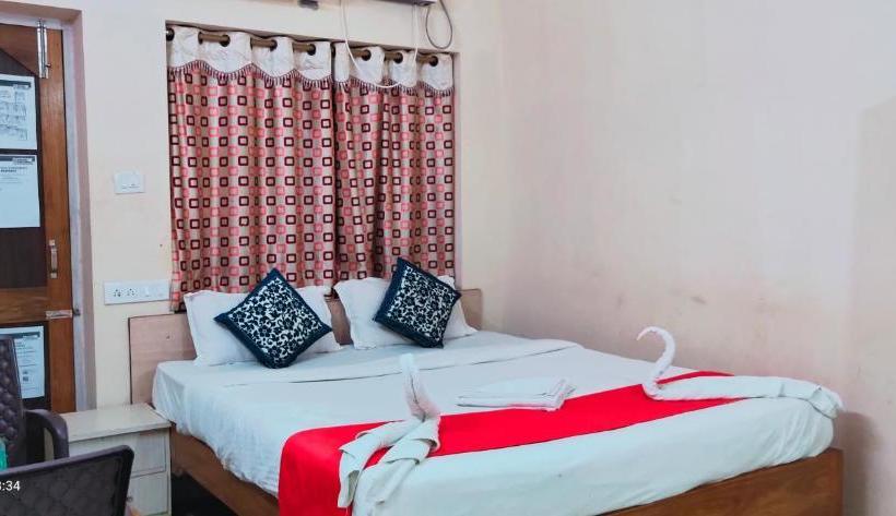 Hotel The Bay Suites