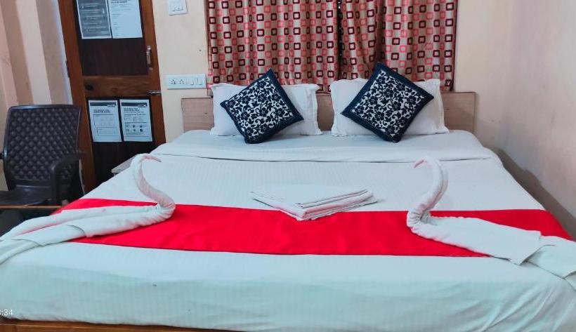 Hotel The Bay Suites