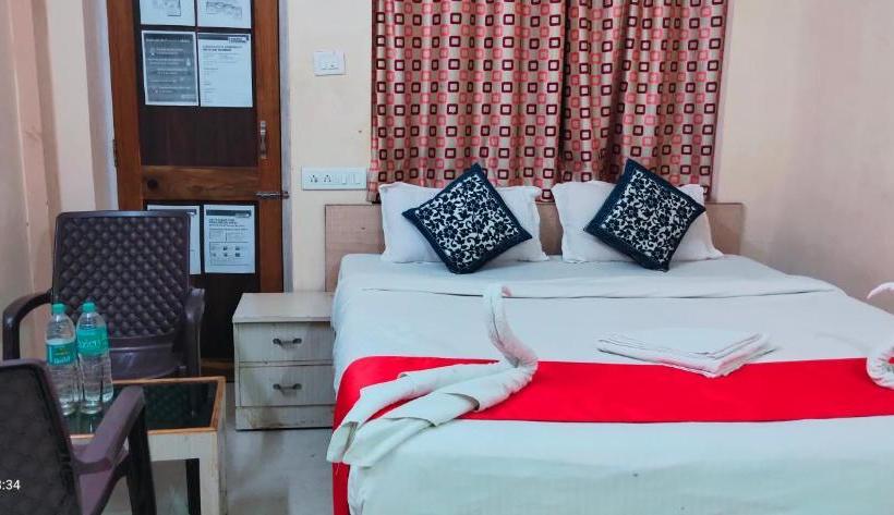 Hotel The Bay Suites