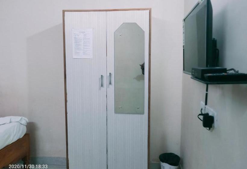 Hotel The Bay Suites