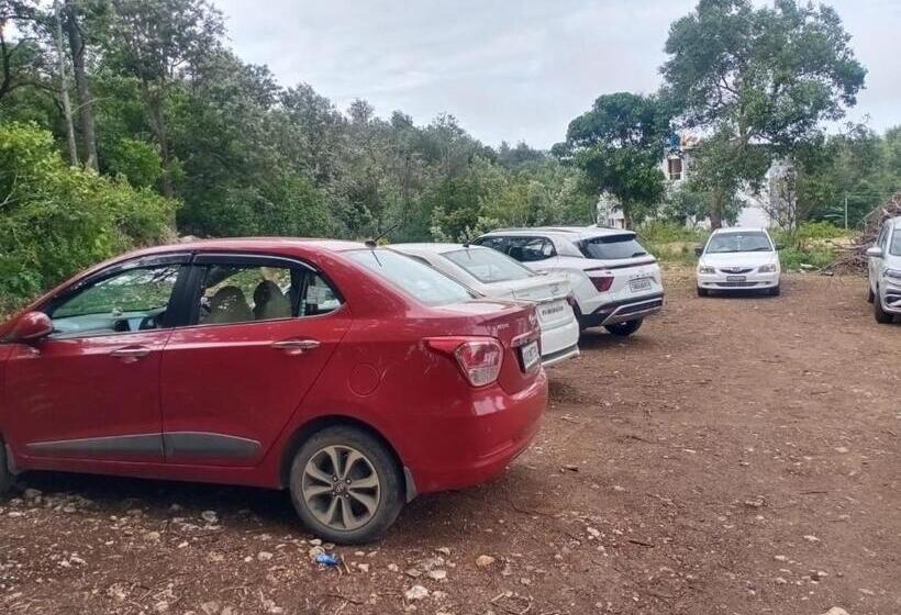 Отель Friday Inn