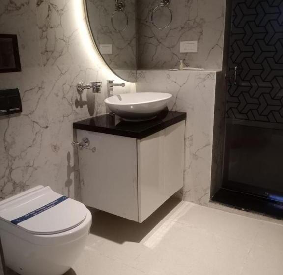 Отель Friday Inn