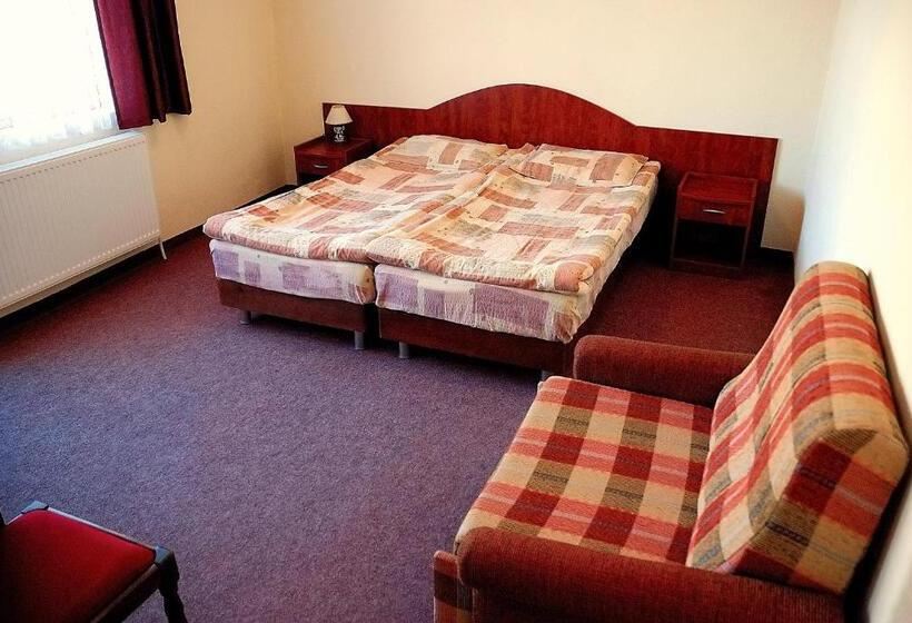 Otel Mavrikova Kushta