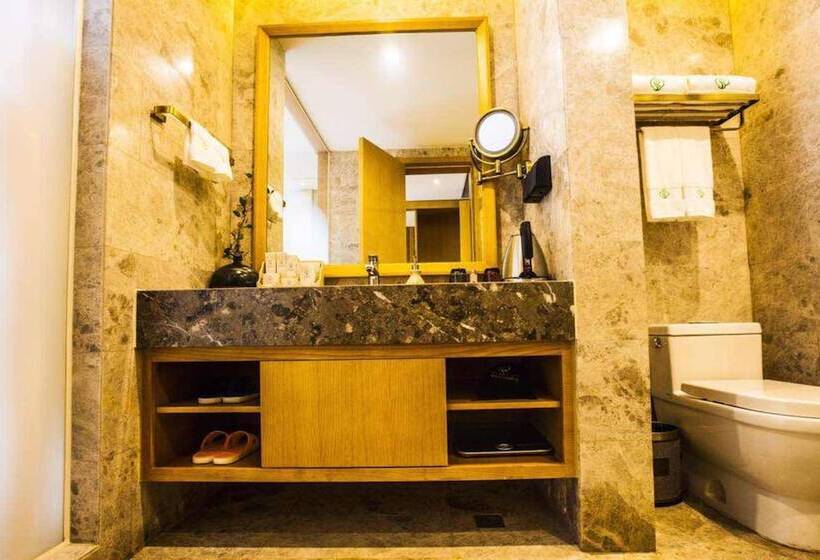 בית מלון כפרי Slender West Lake Hot Spring Resort