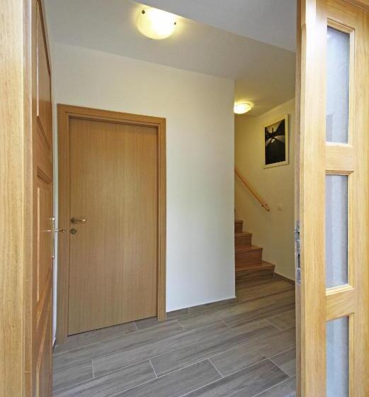 Majatalo Hortenzia House