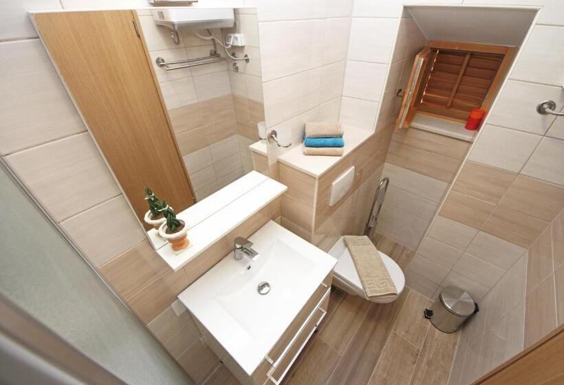 Majatalo Hortenzia House