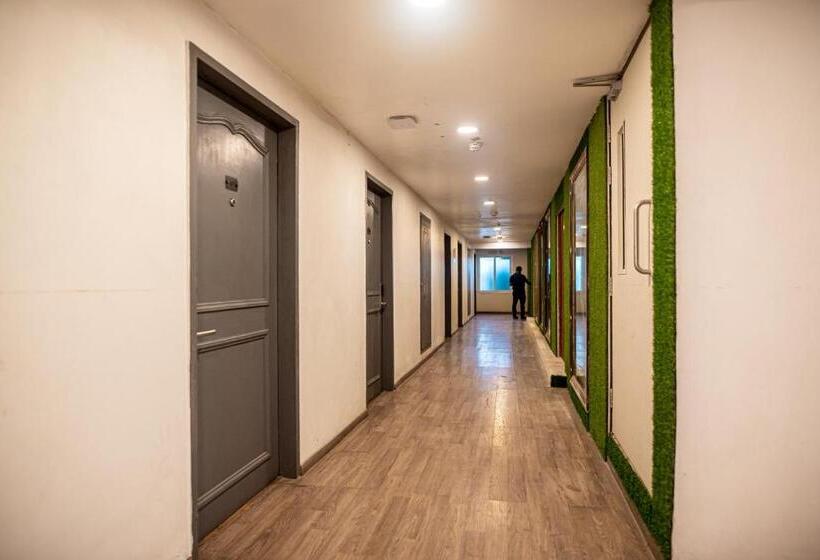 בית מלון כפרי Golden Parkk