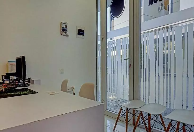 ホテル Oyo 90120 Bolang Room