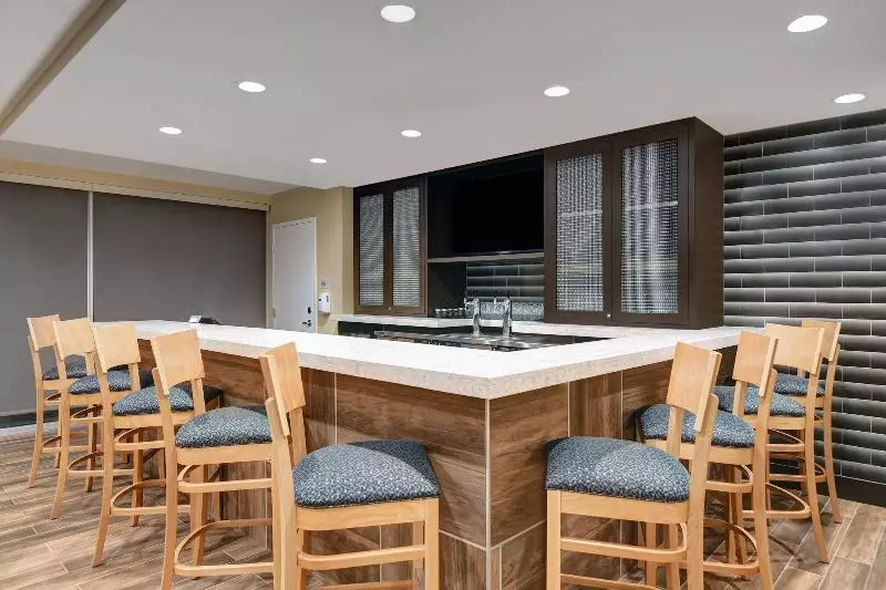 Hotelli Towneplace Suites By Marriott Lima