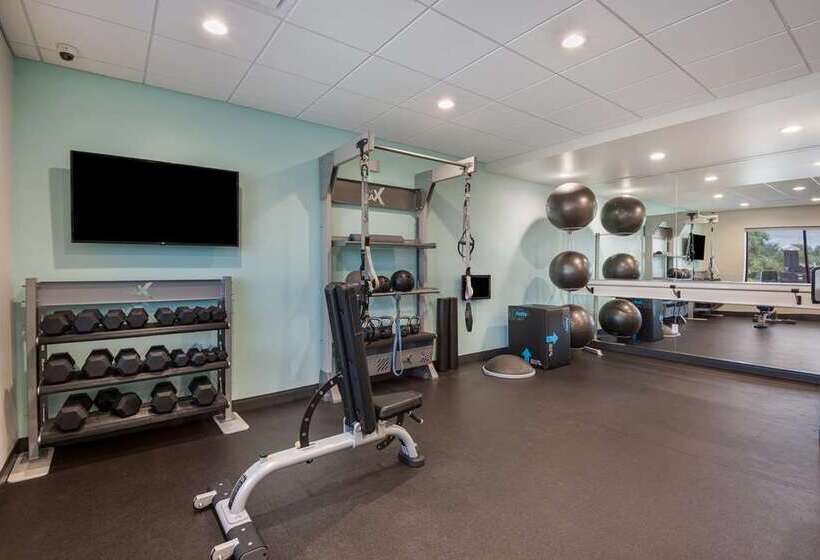 ホテル Tru By Hilton Warsaw