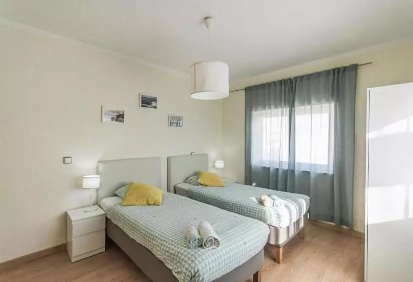 ペンション Beach Avenue Apartment