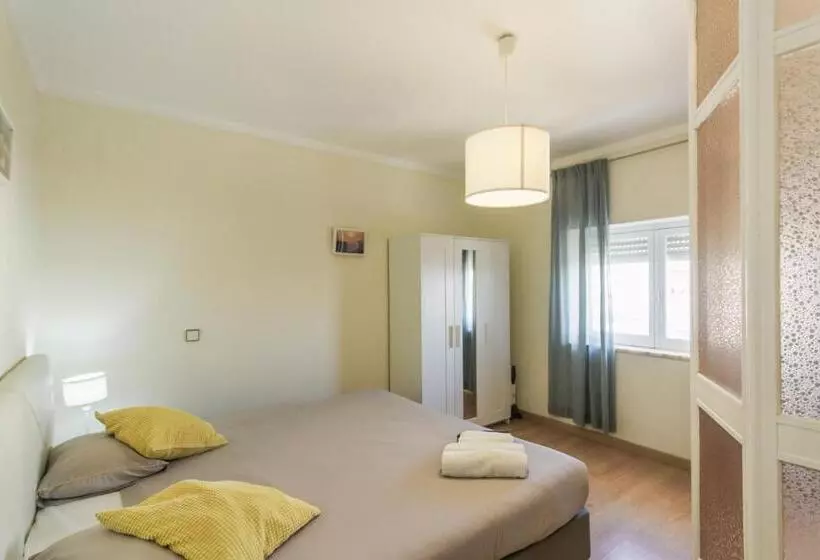 ペンション Beach Avenue Apartment