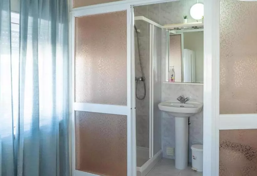 ペンション Beach Avenue Apartment