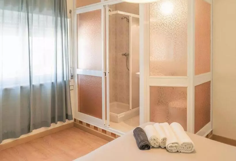 ペンション Beach Avenue Apartment