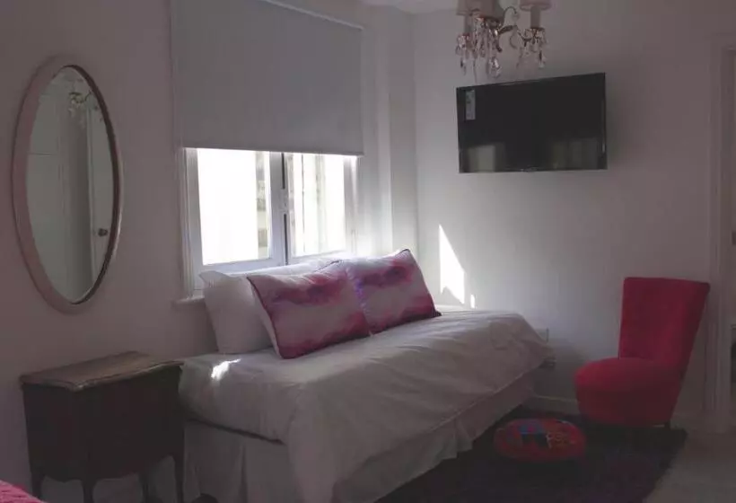 Allegra Dalila Casa Hotel Arte