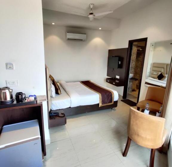 Jr Group Of Hotels 500 Meter From Golden Temple