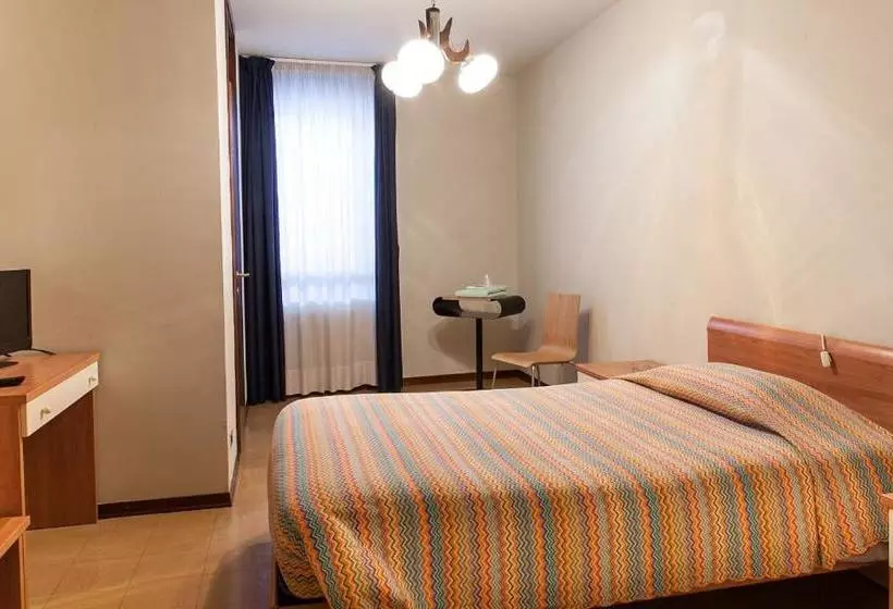 Hotelli Albergo Michielini
