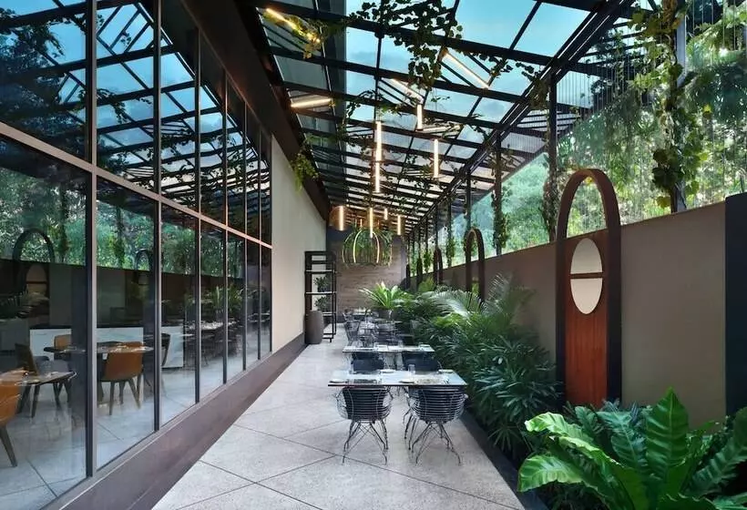 Hotelli Courtyard By Marriott Nashik