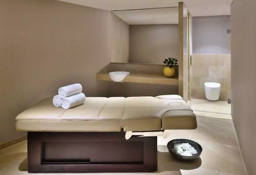 Hotelli Courtyard By Marriott Nashik