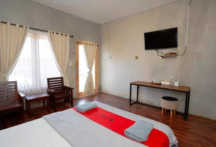 Hotelli Reddoorz Syariah Near Lombok Epicentrum Mall