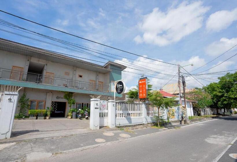 فندق Reddoorz Syariah Near Lombok Epicentrum Mall