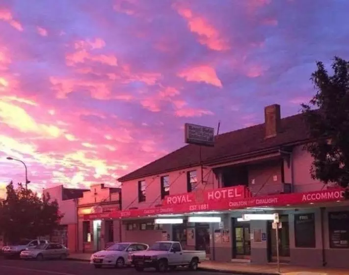 Royal Hotel Oberon