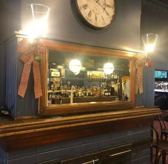 Royal Hotel Oberon