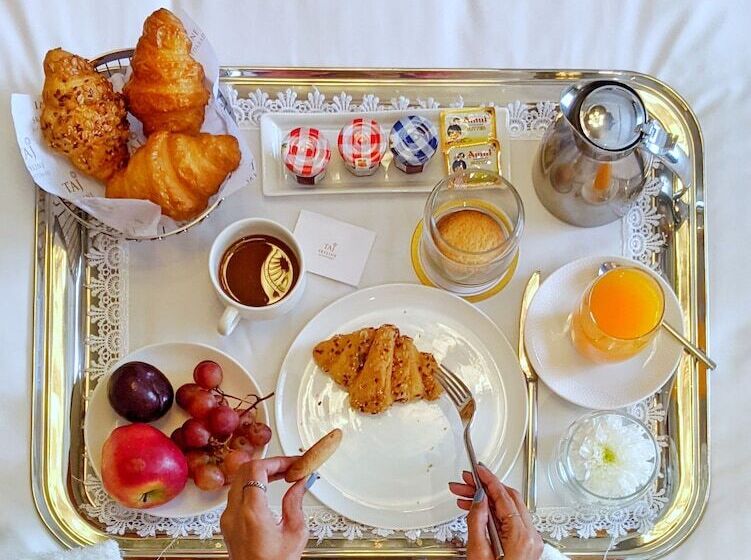 בית מלון כפרי Taj Skyline Ahmedabad