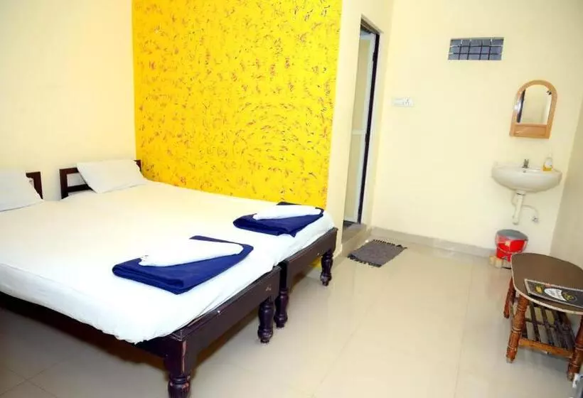 Megha Resort , Hampi