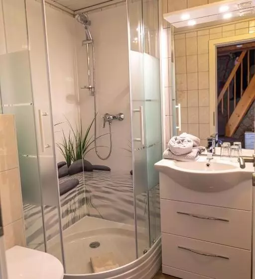 Retkeilymaja Gaststätte Und Pension Zur Einkehr