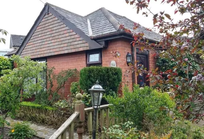 Aamiaismajoitus (B&B) Hollingworth Lake Guest House Room Only Accommodation