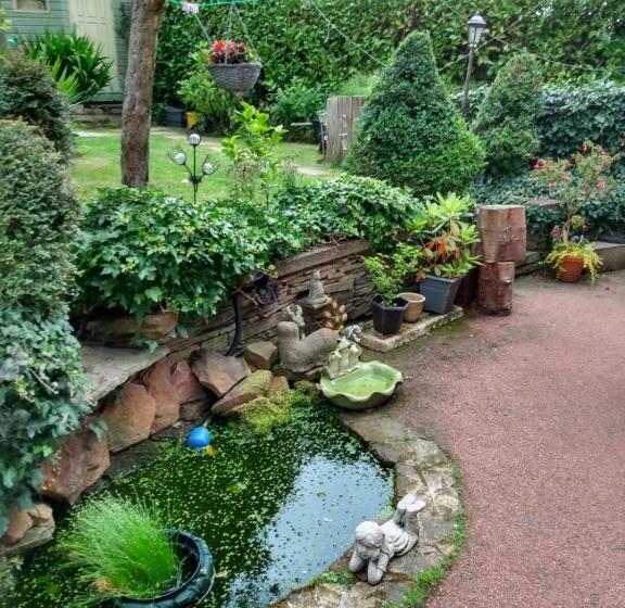 Bed and Breakfast Hollingworth Lake Guest House Room Only Accommodation