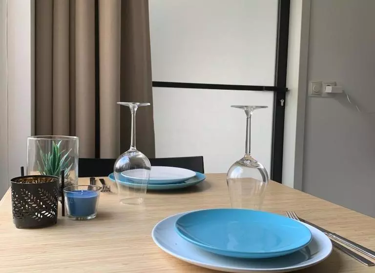 ベッドアンドブレックファースト Studio Triple B