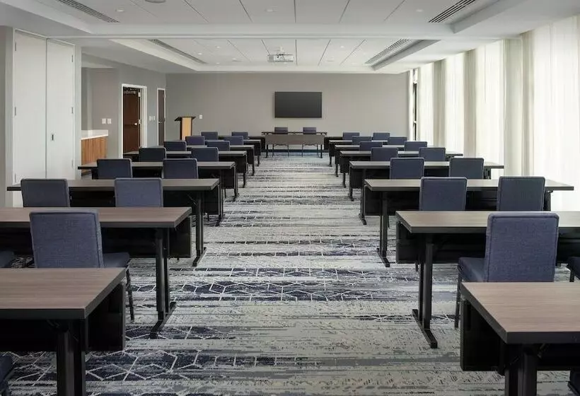 Hotelli Courtyard By Marriott Indianapolis Plainfield