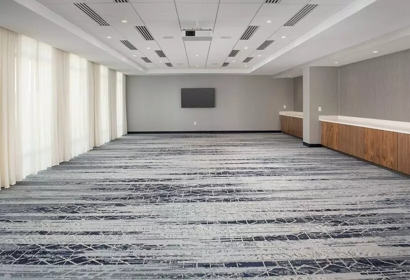 Hotelli Courtyard By Marriott Indianapolis Plainfield