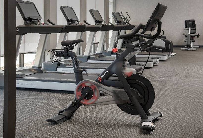 فندق Courtyard By Marriott Indianapolis Plainfield