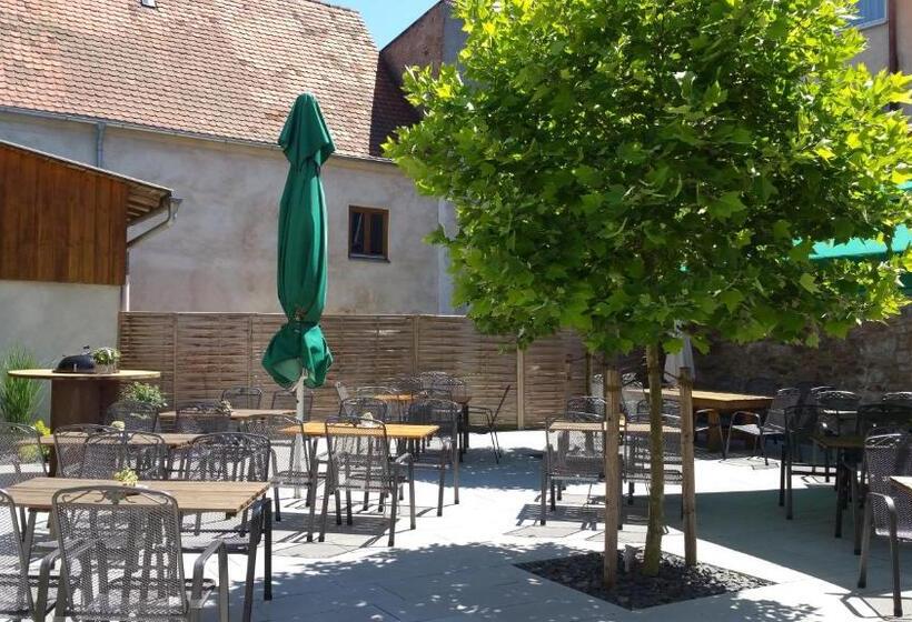 فندق Drei Lilien