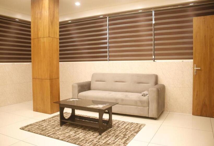 Hotel Fathima Palace