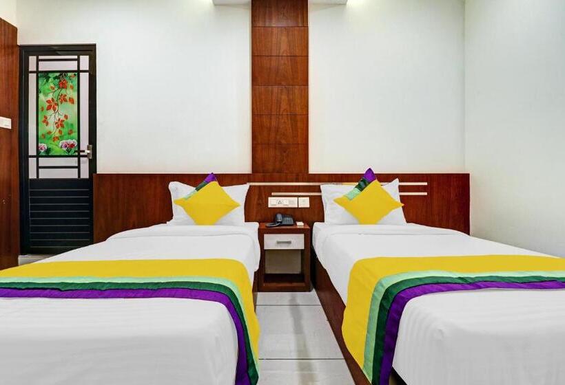 Hotel Fathima Palace