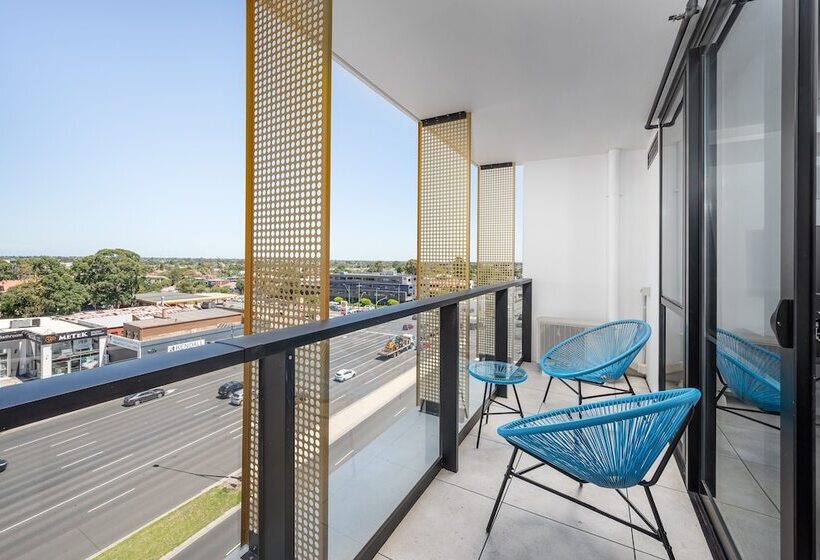 Oros Hotel And Apartments