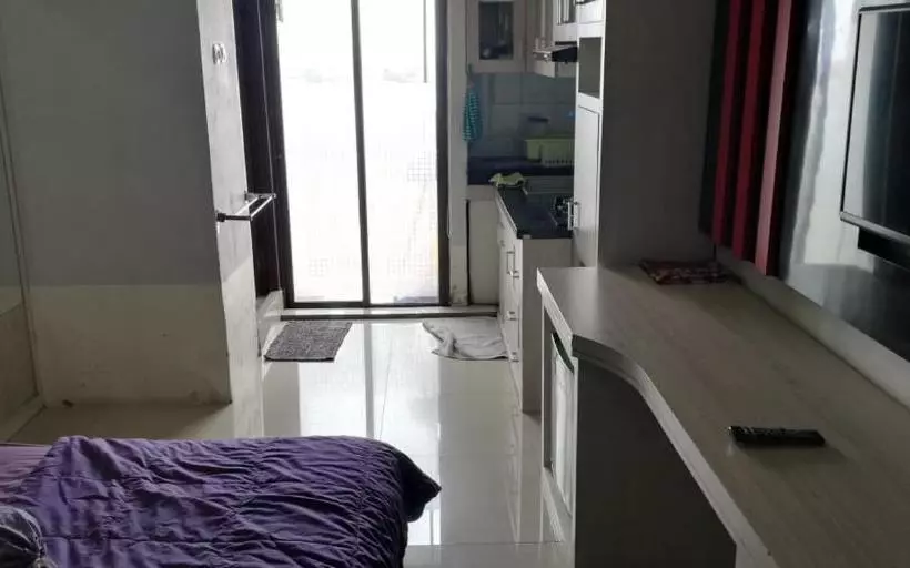 ホテル Oyo 2402 Apartment Gateway Cicadas By Prisma