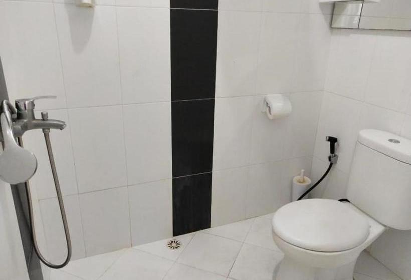 Otel Oyo 2402 Apartment Gateway Cicadas By Prisma