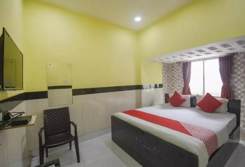 Hotelli Oyo 76017 Metro Inn