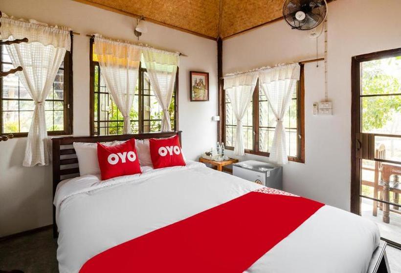 فندق Oyo 766 Zompo Baan Din Resort