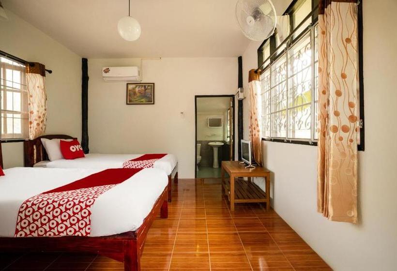 فندق Oyo 766 Zompo Baan Din Resort