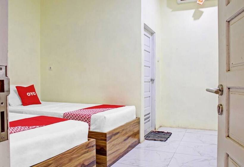 호텔 Oyo 90112  Permata Inn