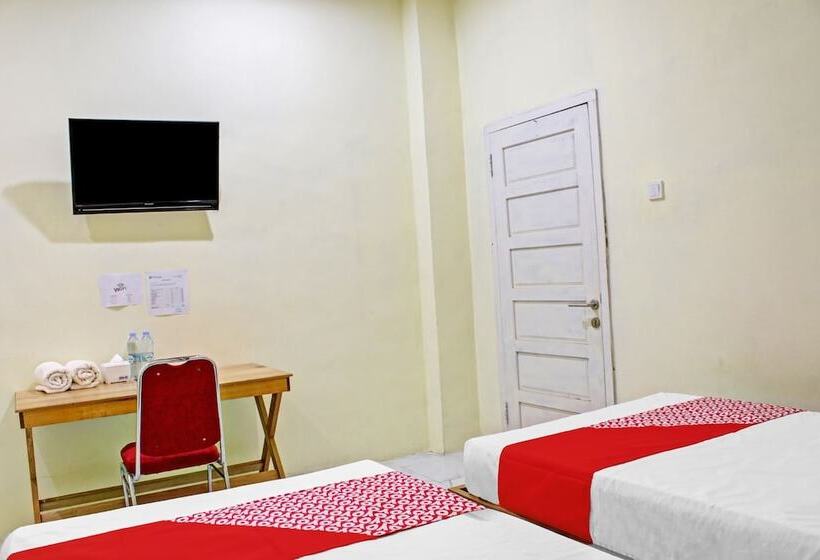 호텔 Oyo 90112  Permata Inn