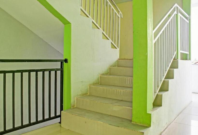 호텔 Oyo 90112  Permata Inn