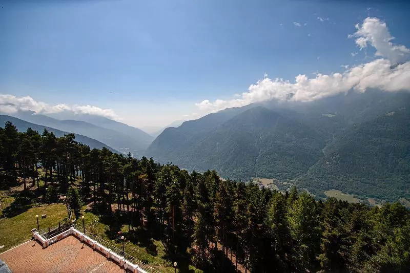 Pràcatinat Hotel & Restaurant