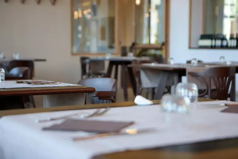 Pràcatinat Hotel & Restaurant